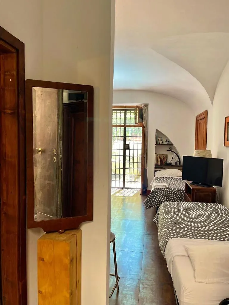 Il Plancton Hotel Rome 0*,